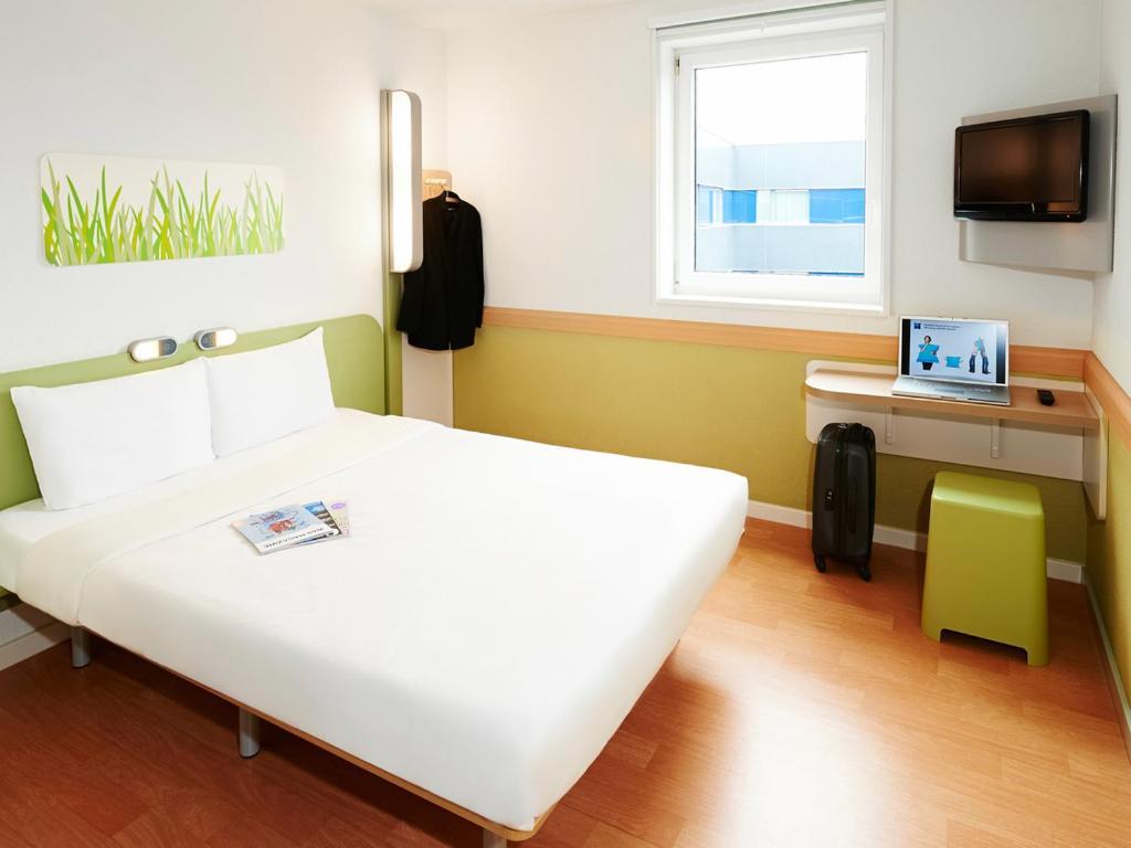 Ibis Budget Cannes Mougins Hotell Exteriör bild